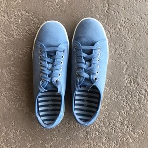 Vionic shoes